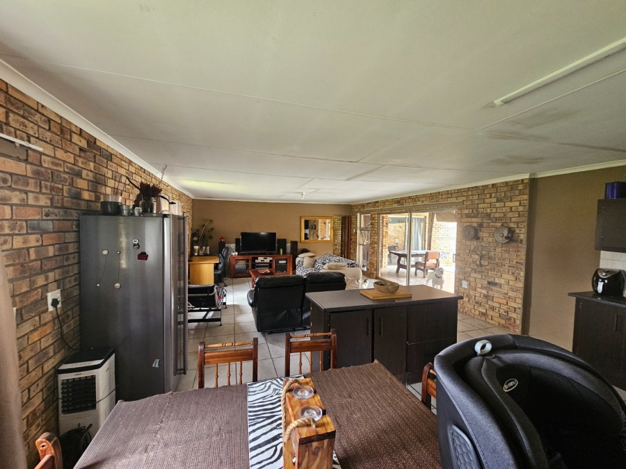 8 Bedroom Property for Sale in Potchefstroom Rural North West